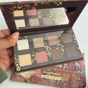 Alamar Cosmetics Eyeshadow Palette “Exotica DesNudeas”